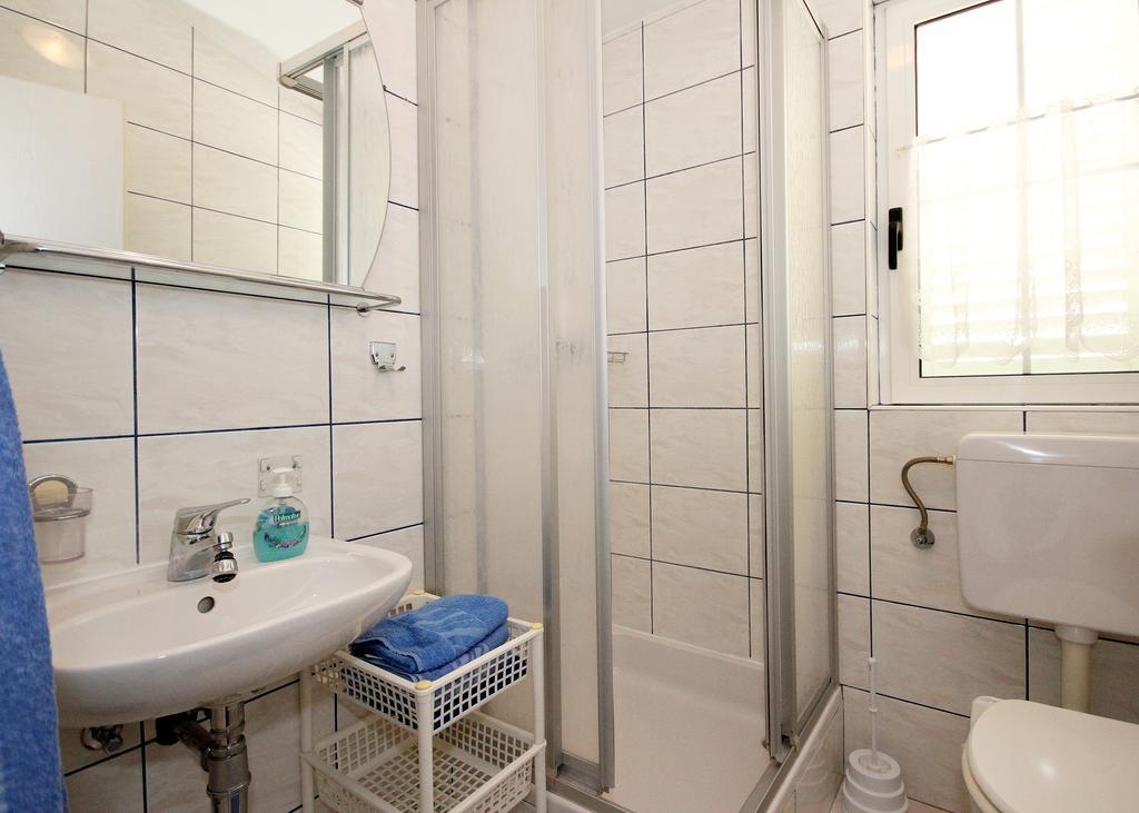 Apartment Vucic Макарска Номер фото