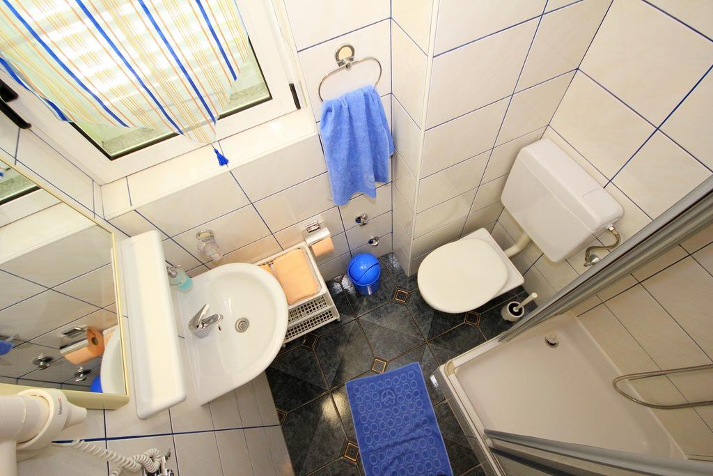 Apartment Vucic Макарска Номер фото